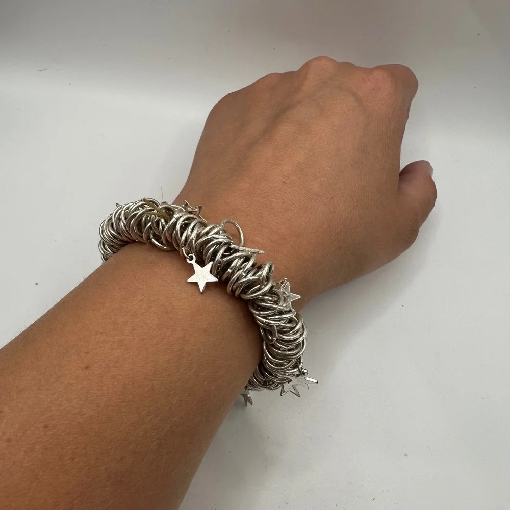 VTG Silver Tone Multi Ring Coil Star Charm Stretch Bracelet Chunky Celestial Y2K